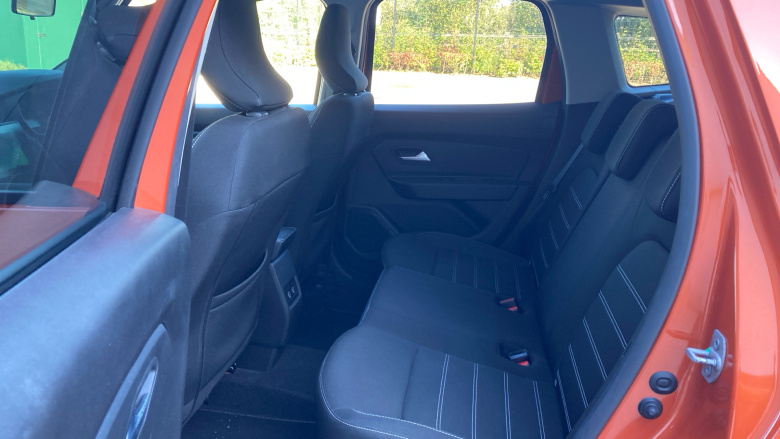 Dacia Duster 1.0 TCe 100 Prestige 5dr Bi Fuel Estate